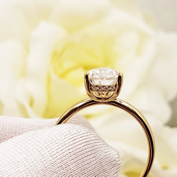 14K Yellow Gold 3 carats Pear Shaped Cut Moissanite Engagement Ring - Picture 10 of 13